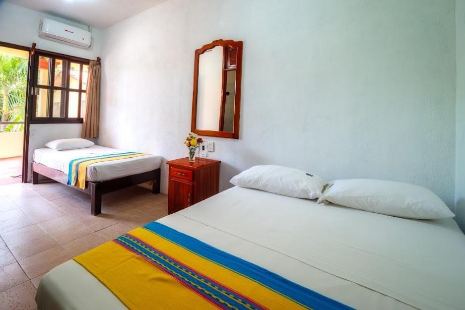 Hotel Bungalows Acuario Puerto Escondido  Exterior photo
